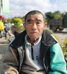 走失者照片 西双版纳寻亲：六旬老人被救助，自述...