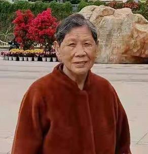 走失者照片 漳州急寻：八旬老太走失，短发，穿红...