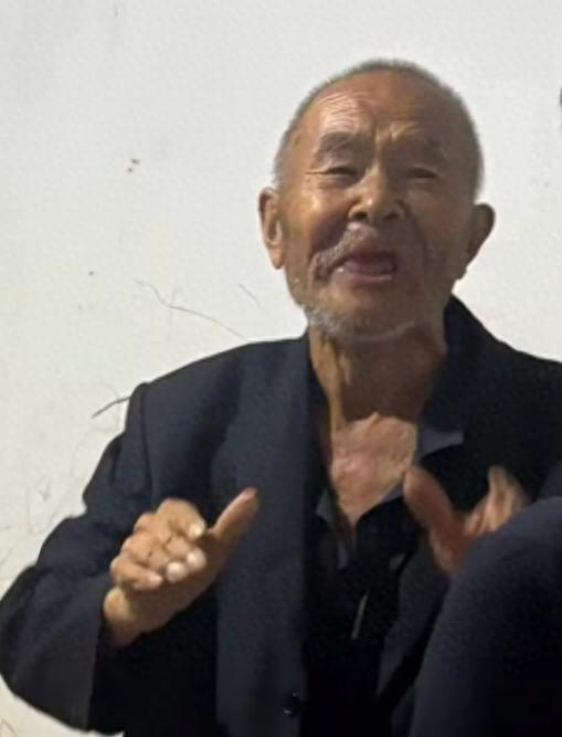 走失者照片 郑州市寻人：七旬老人走失，患精神障...