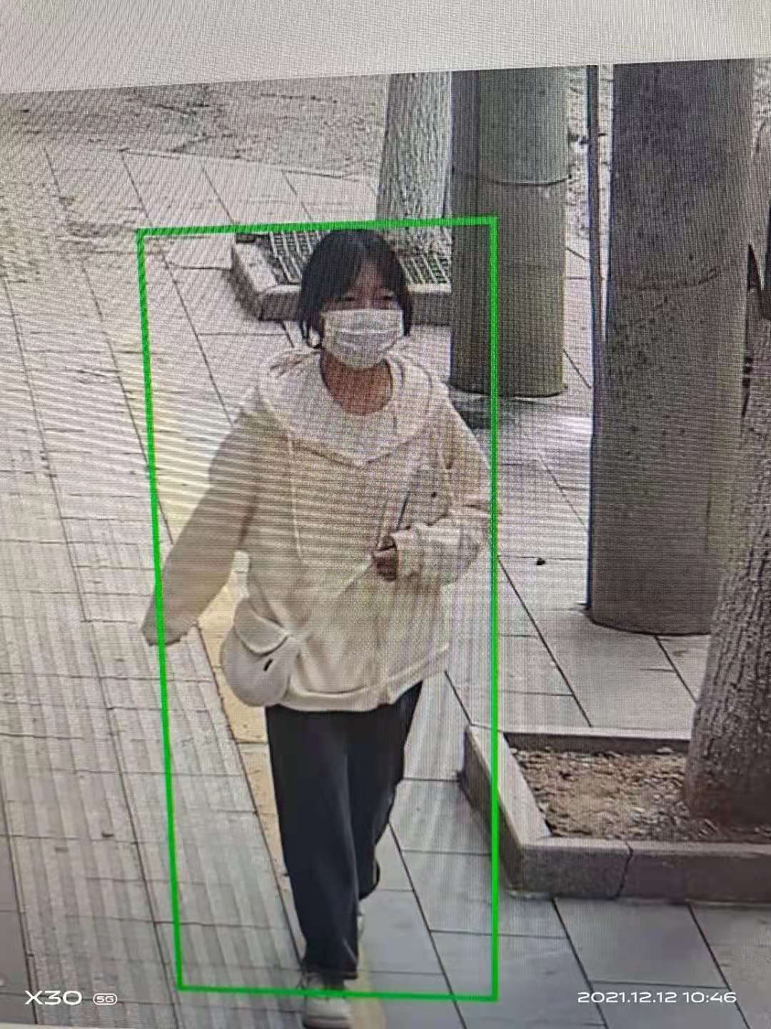 走失者照片 吉安急寻：14岁女孩失联，穿米白色...