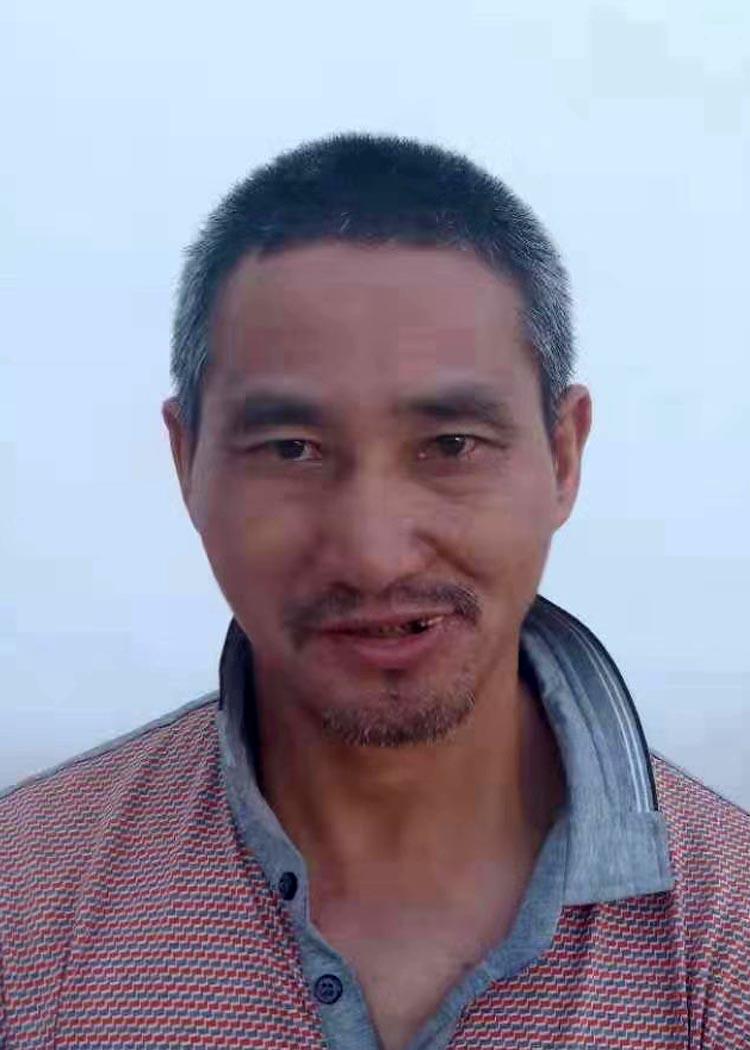 走失者照片 上饶寻亲：中年男子被救助数年，疑似...