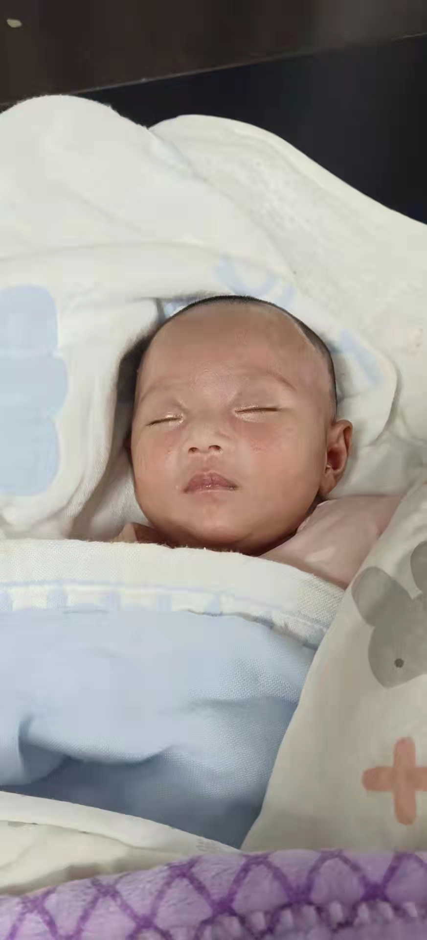 走失者照片 爸爸妈妈你们在哪儿？渭南市一个月大...