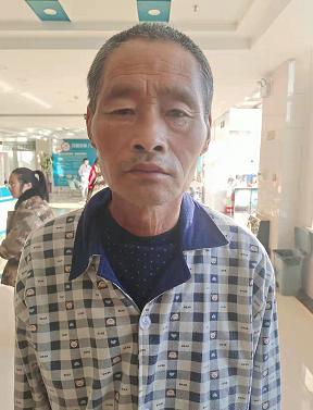 走失者照片 银川寻亲：六旬老人被救助，高1米7...