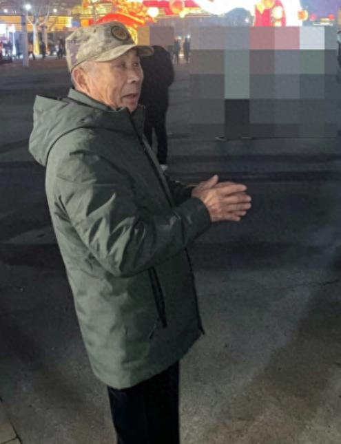 走失者照片 驻马店市寻人：六旬老人走失，戴迷彩...