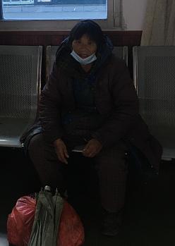 走失者照片 永州寻亲：五旬女子被救助，高1米5...
