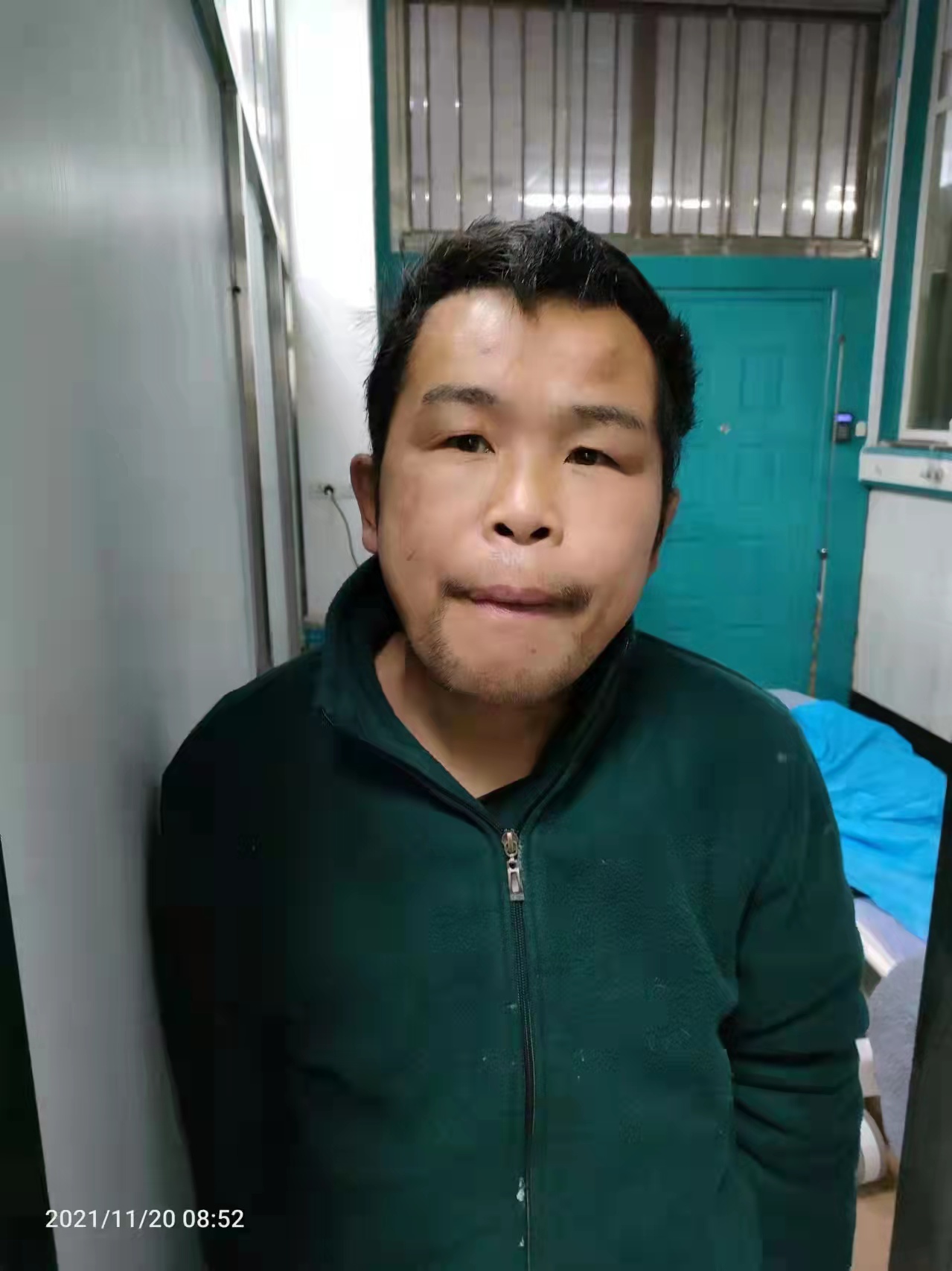 走失者照片 大连寻亲：中年男子被救助，高1米6...