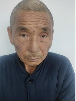 走失者照片 南阳寻亲：六旬老人被救助，衣着脏乱...