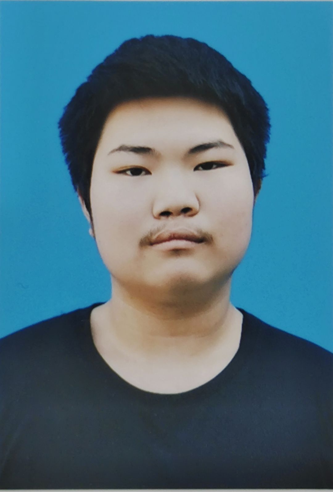 走失者照片 黄冈武穴急寻：16岁男孩失联多日，...