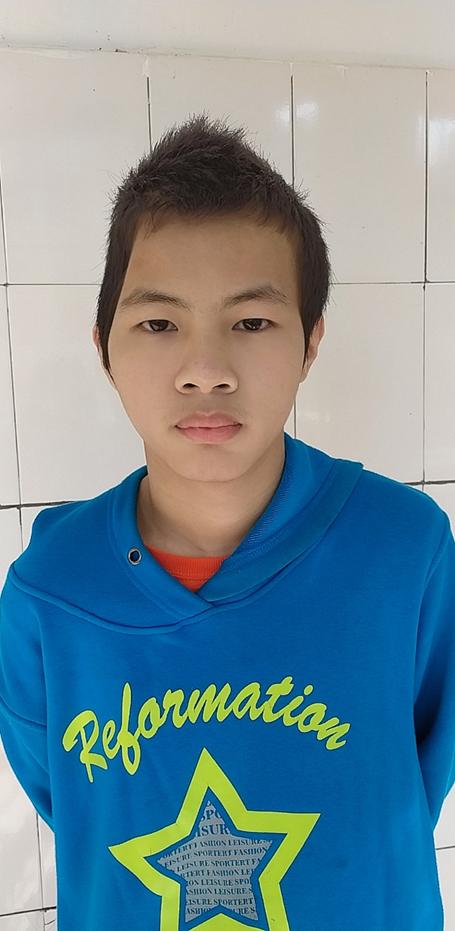 走失者照片 急寻父母：梧州16岁男孩被救助，自...