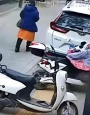走失者照片 郑州寻人：七旬老太走失，偏瘦，安徽...