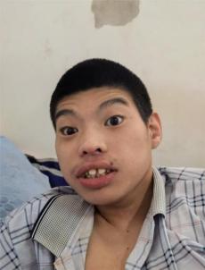 走失者照片 寻找亲属：青年男子在北京被救助，智...