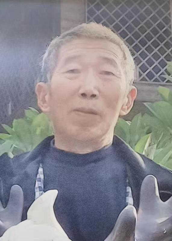 走失者照片 中山急寻：八旬老人失联，穿黑色西装...
