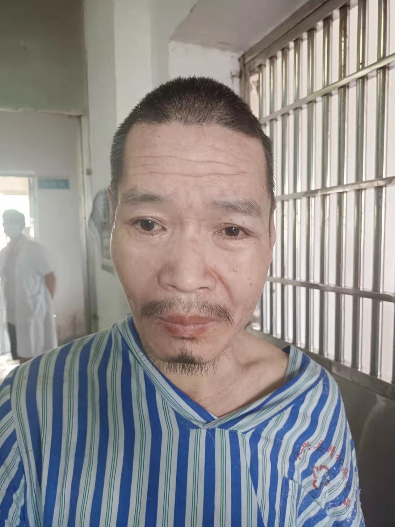 走失者照片 郴州寻亲：五旬男子被救助，自述叫杨...