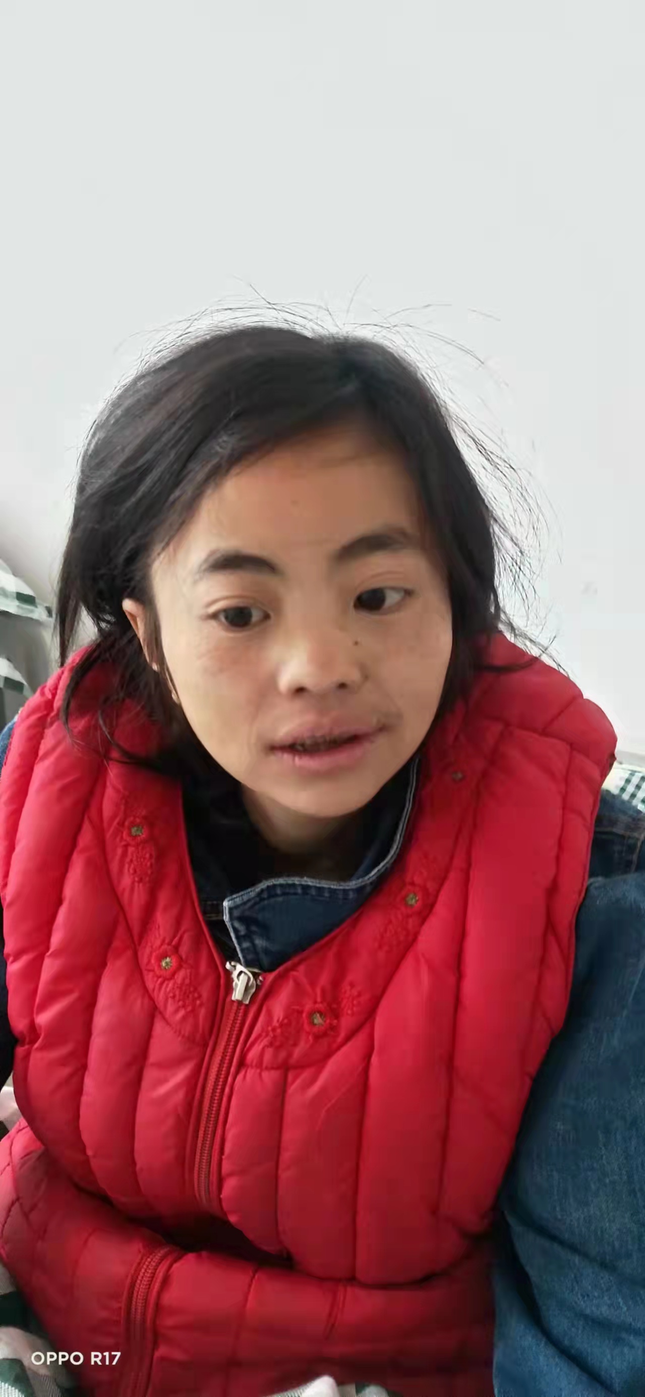 走失者照片 六盘水寻亲：青年女子被救助，自述叫...