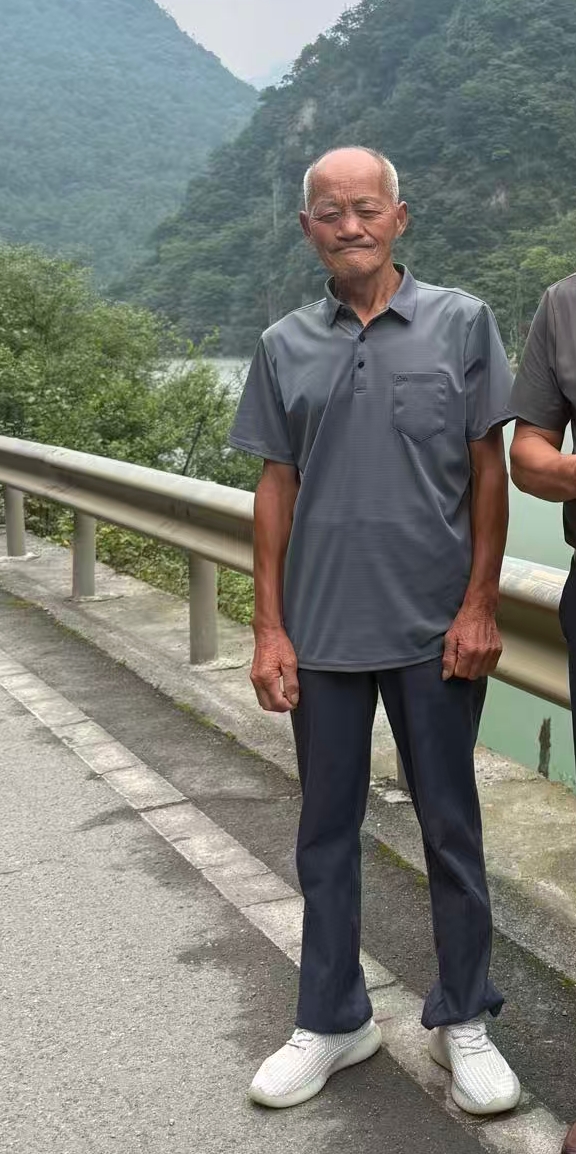 走失者照片 西安寻人：七旬老人走失，患智力障碍...