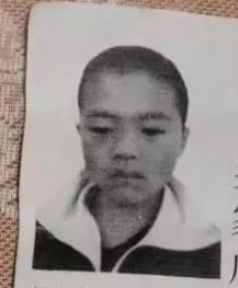 走失者照片 信阳急寻：六年级男生失联，穿黑色上...